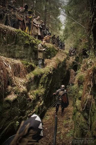 Illustration for article titled Fans Bring Warhammer To Life On A Battlefield